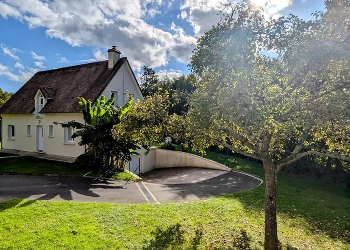 Prestig House * Danestal